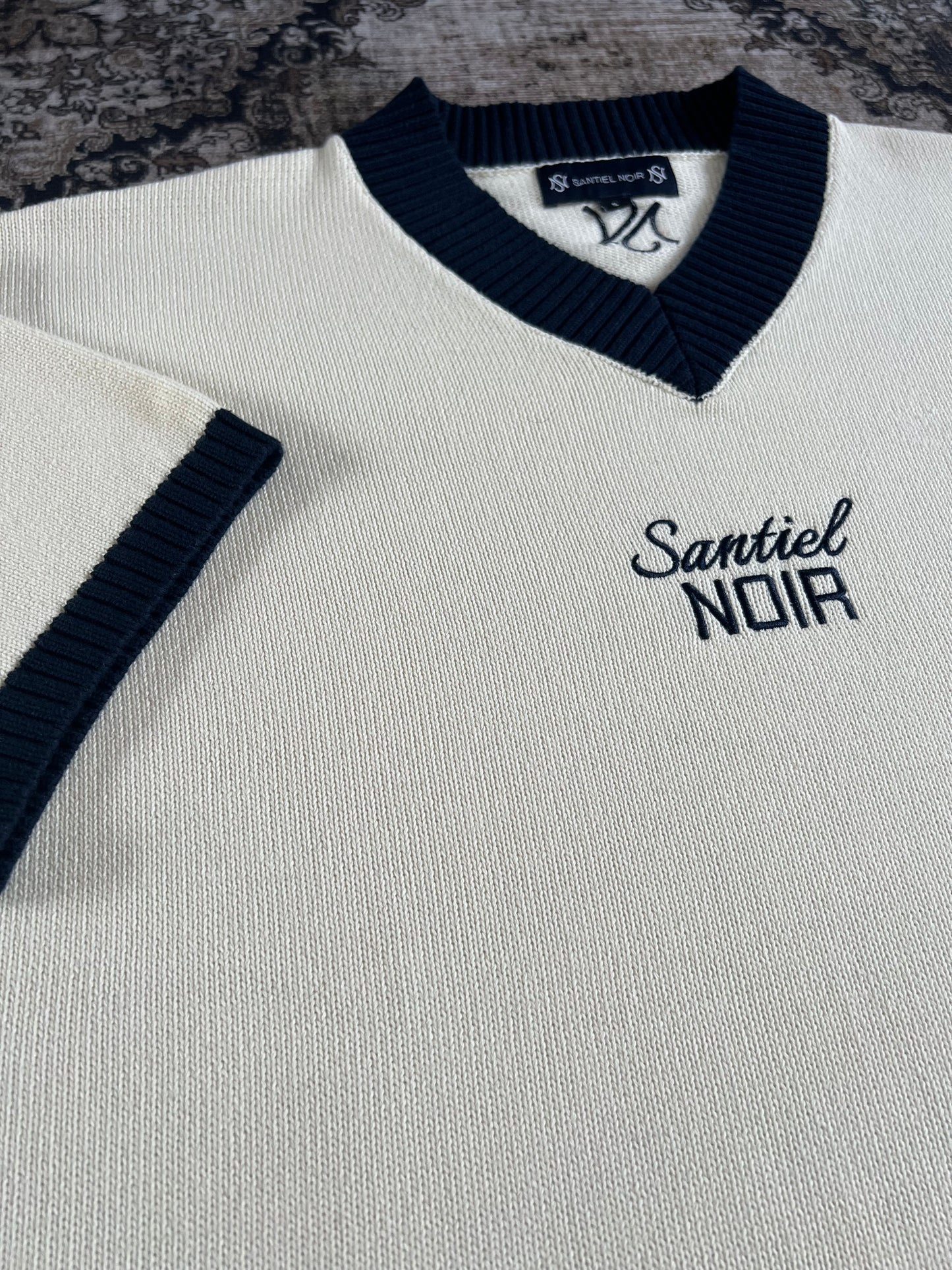 IVORY V KNIT JERSEY