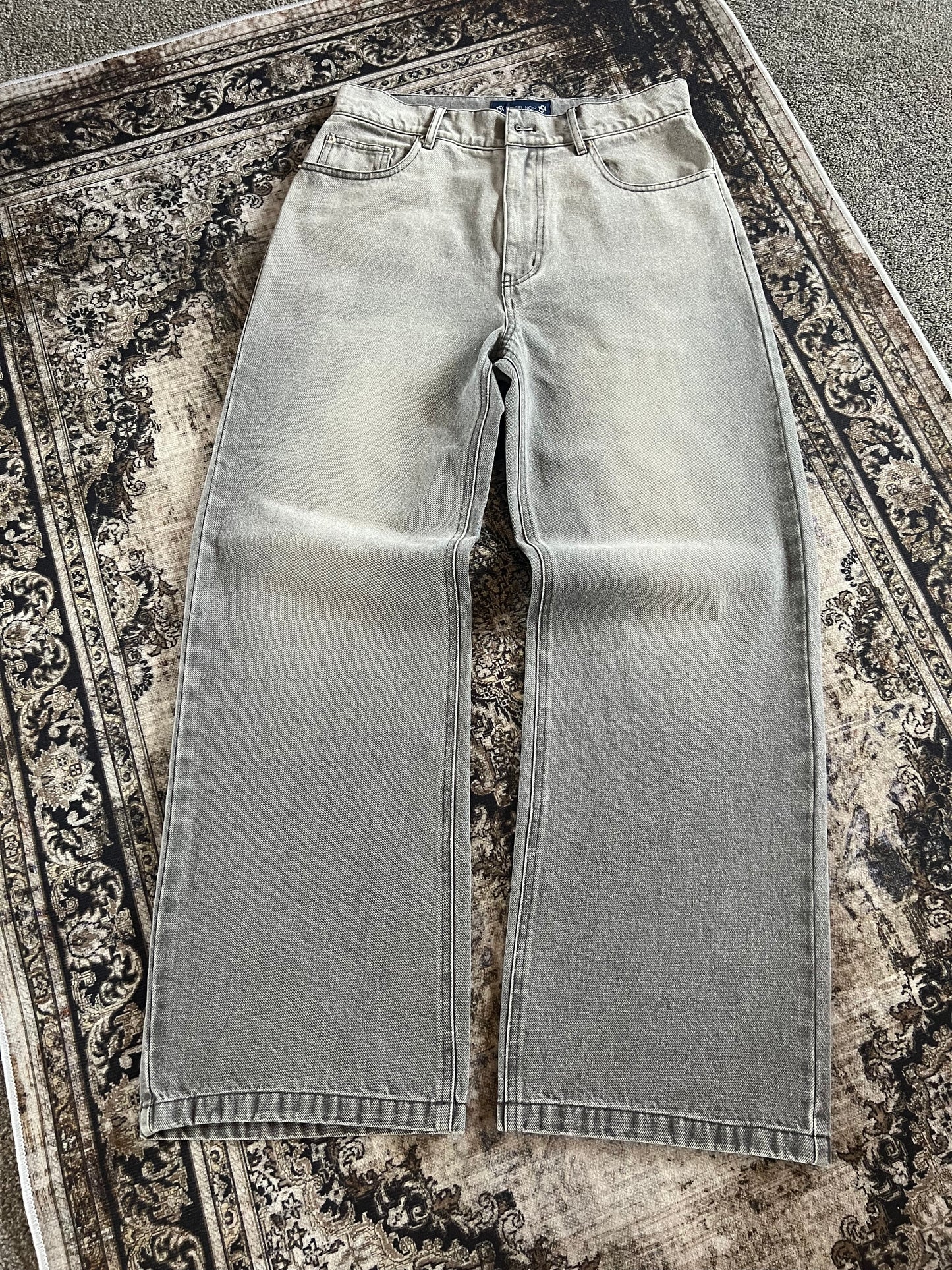 GHOST TONE DENIM JEANS