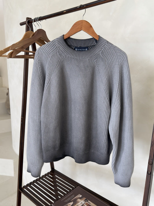 ASHEN GREY RIBBED KNIT