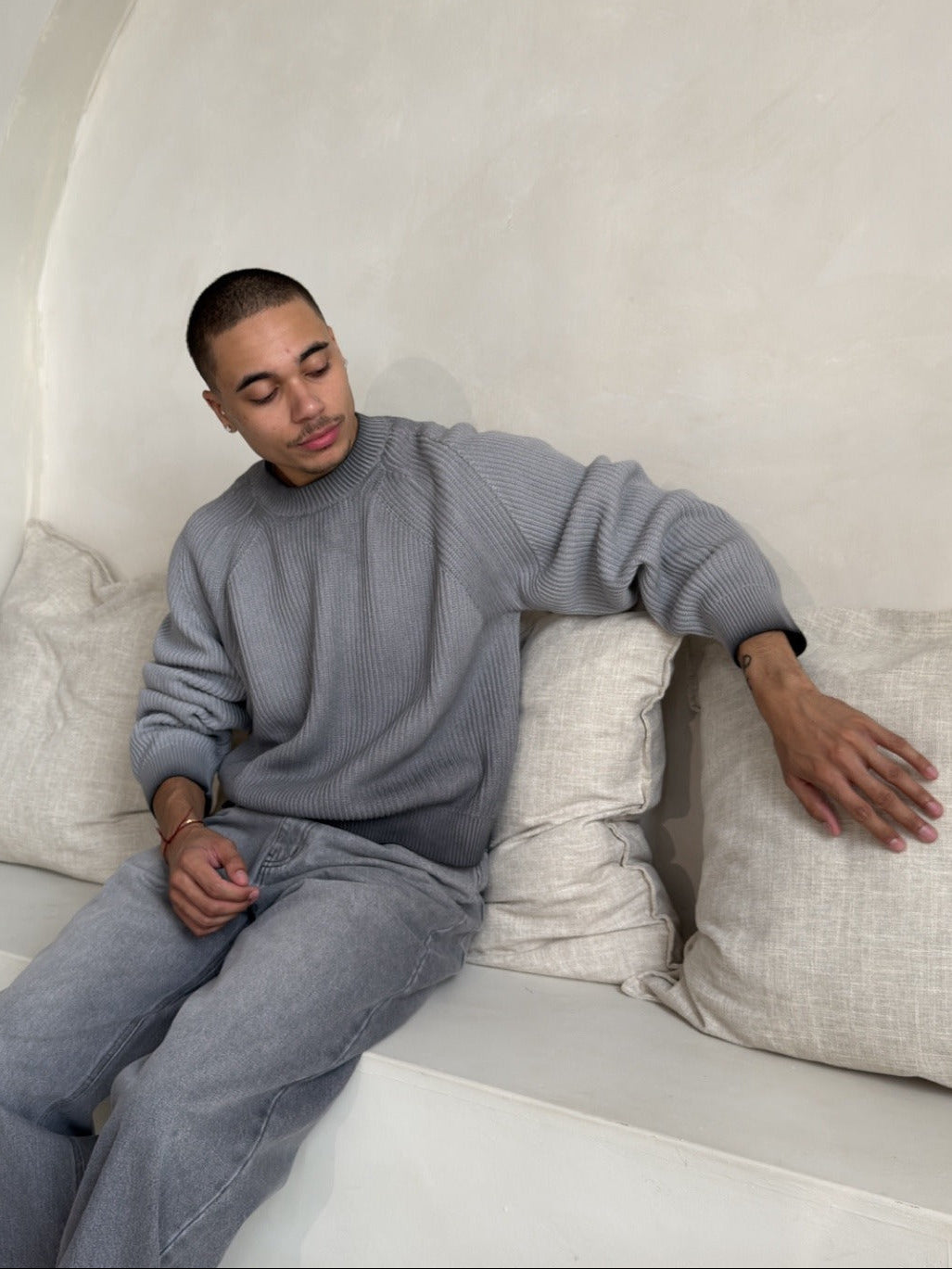 ASHEN GREY RIBBED KNIT