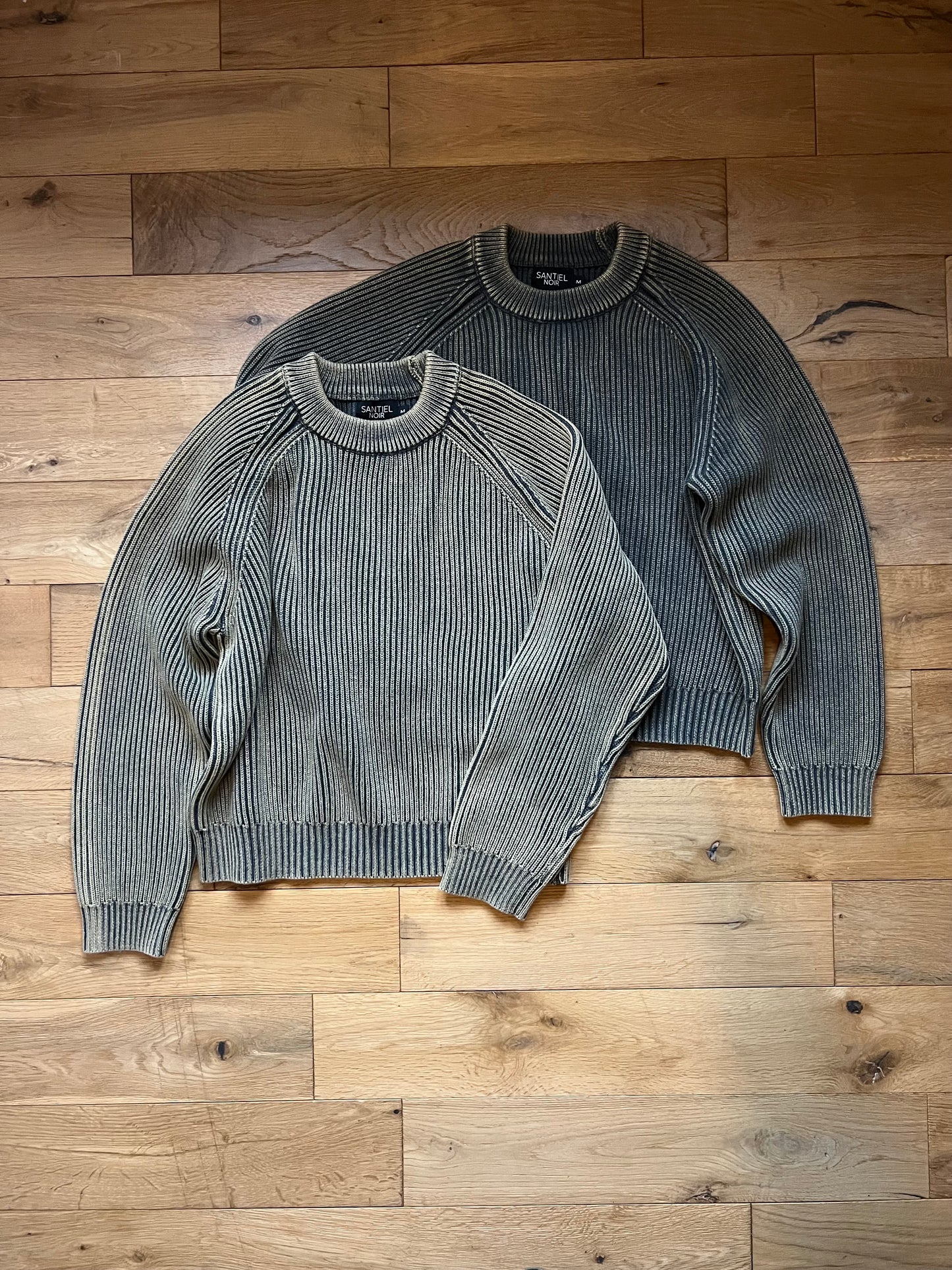 HAND-DYED RIBBED KNIT SWEATER