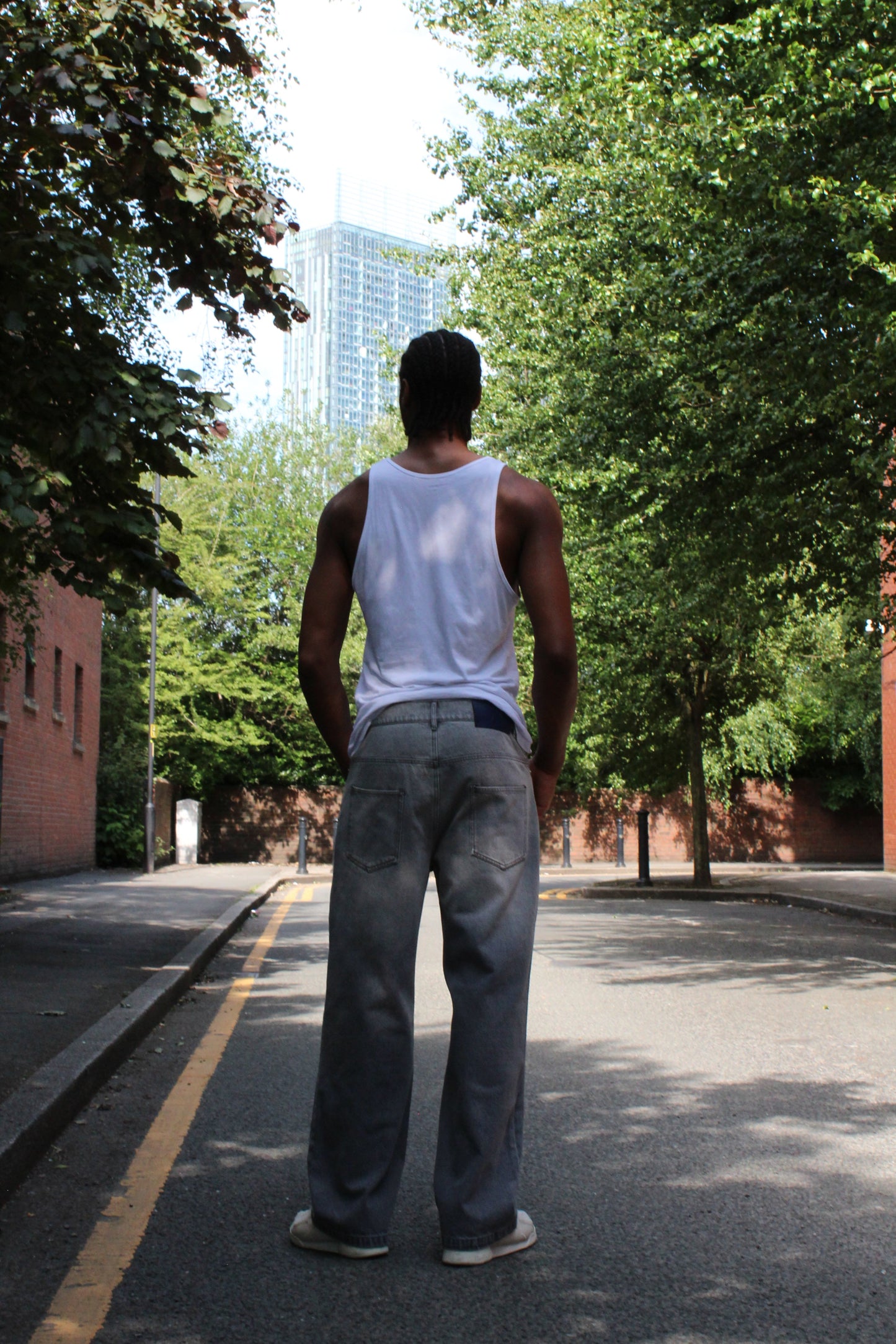 GHOST TONE DENIM JEANS